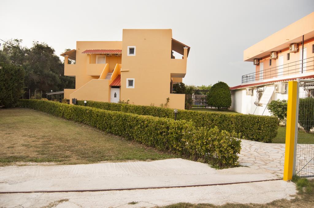 Nikos Villas กาวอส ภายนอก รูปภาพ